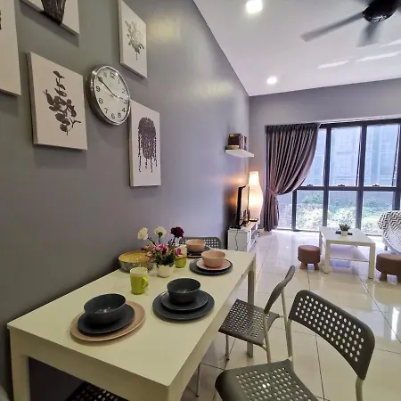 Charming Suite & Sunway And Petaling Jaya Exterior photo