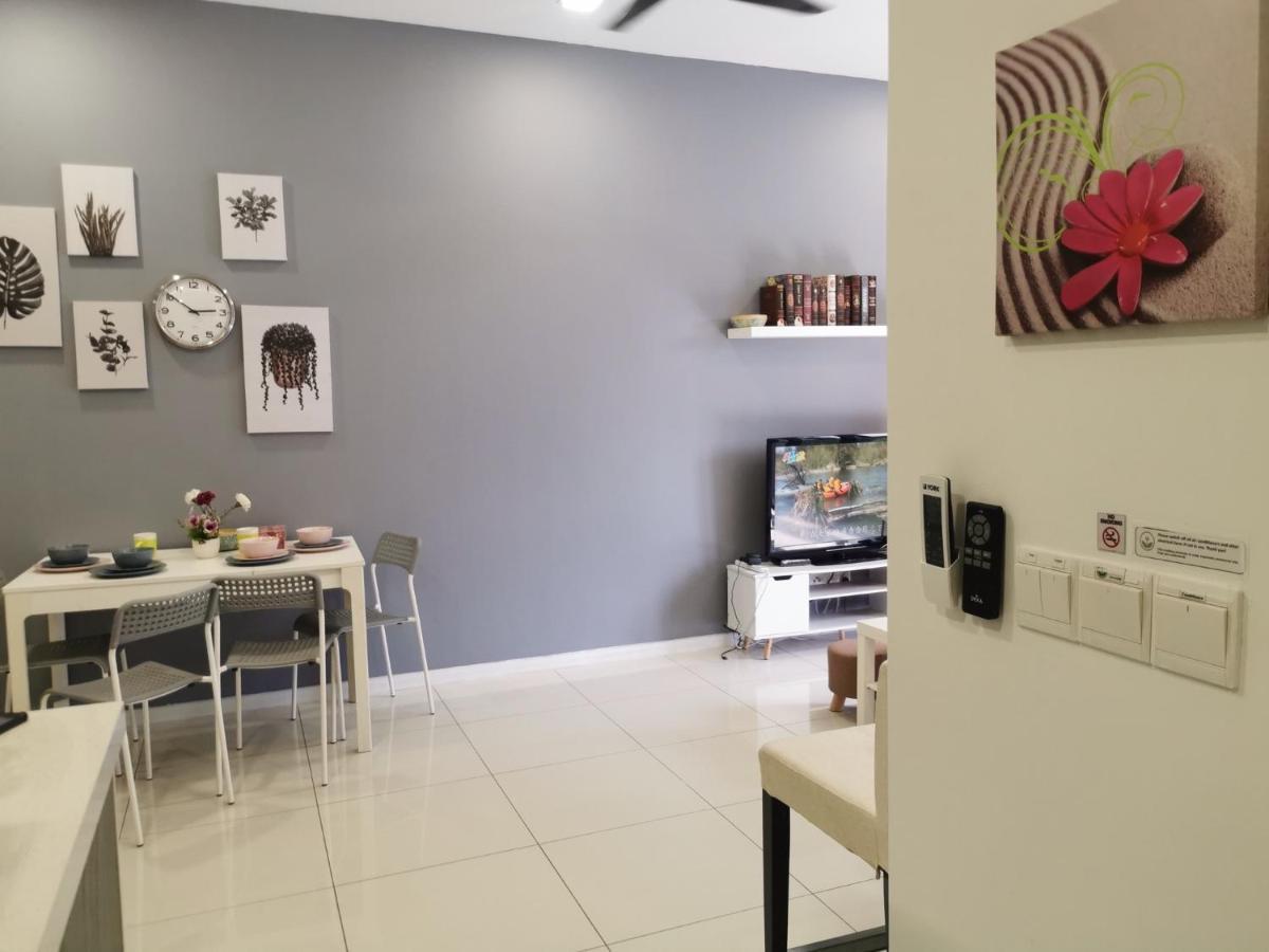 Apartment Charming & Sunway And *