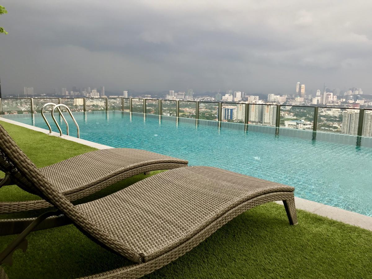 Charming & Sunway And Apartment