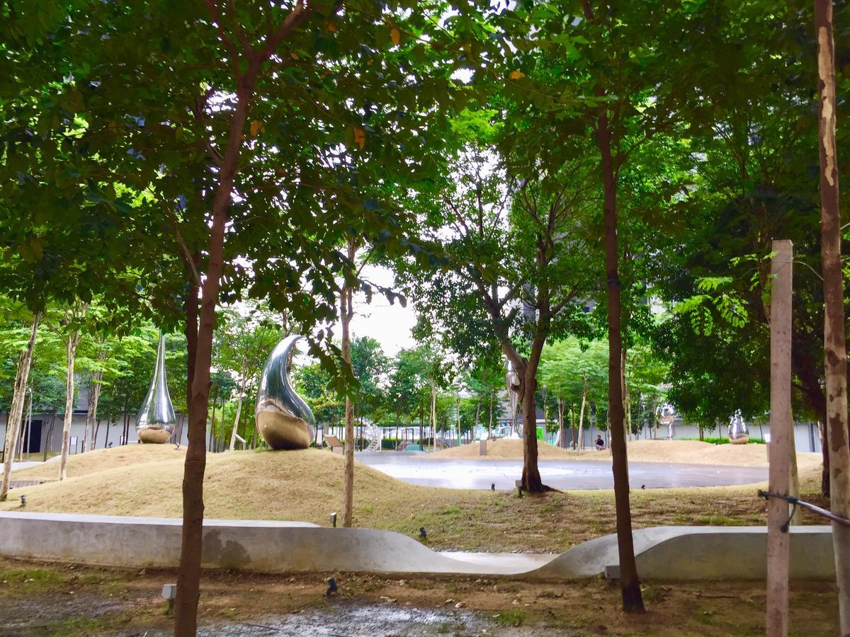 Charming & Sunway And Apartment
